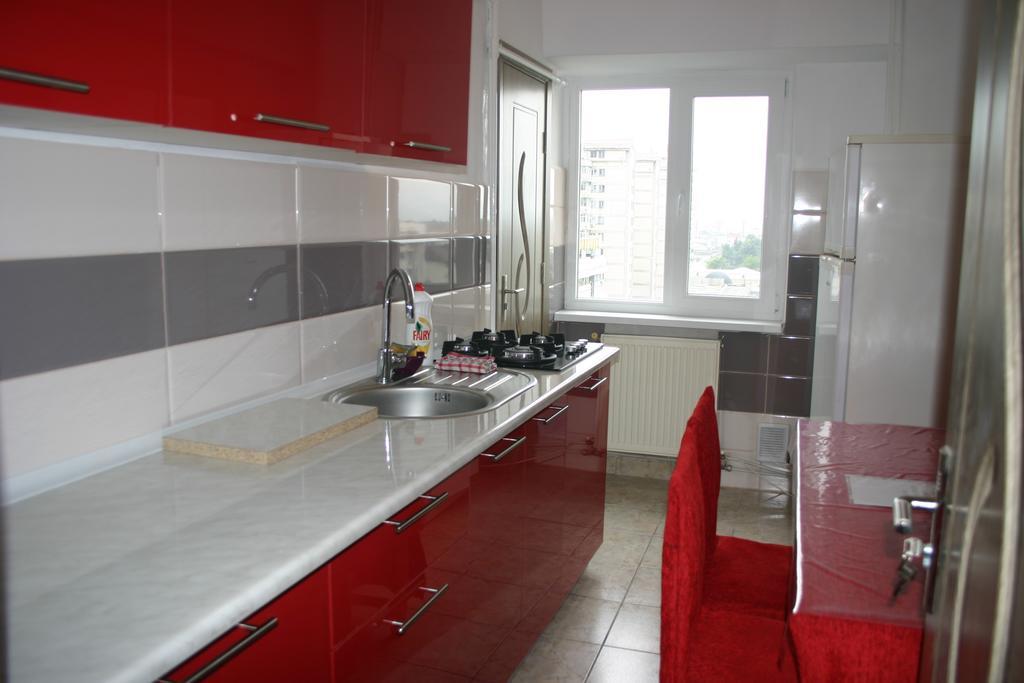 Salonul Rosu Apartment Bacau Ngoại thất bức ảnh